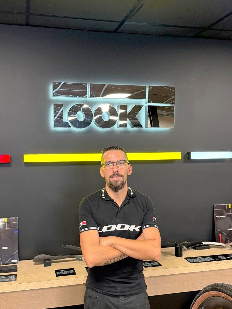 Olivier, mécanicien principal du LOOK Cycle Store